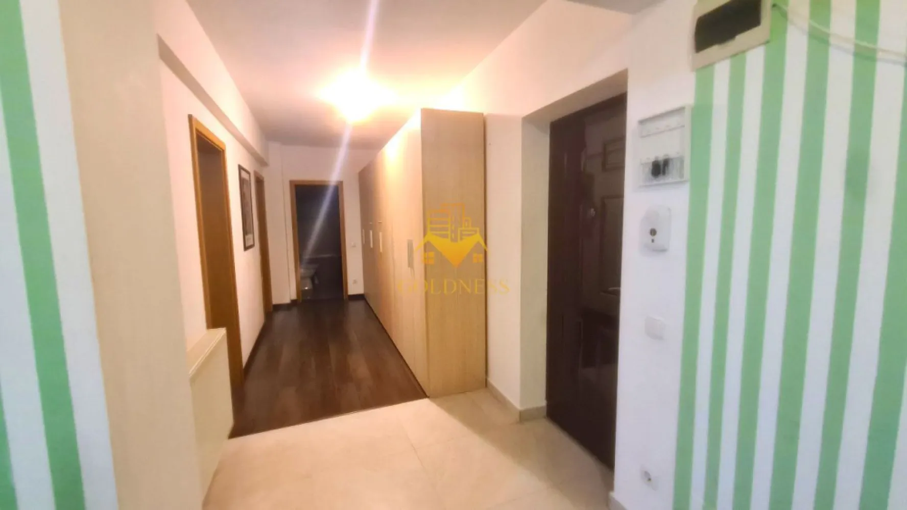 3 camere, modern, open space, parcare, Manastur, Mehedinti,