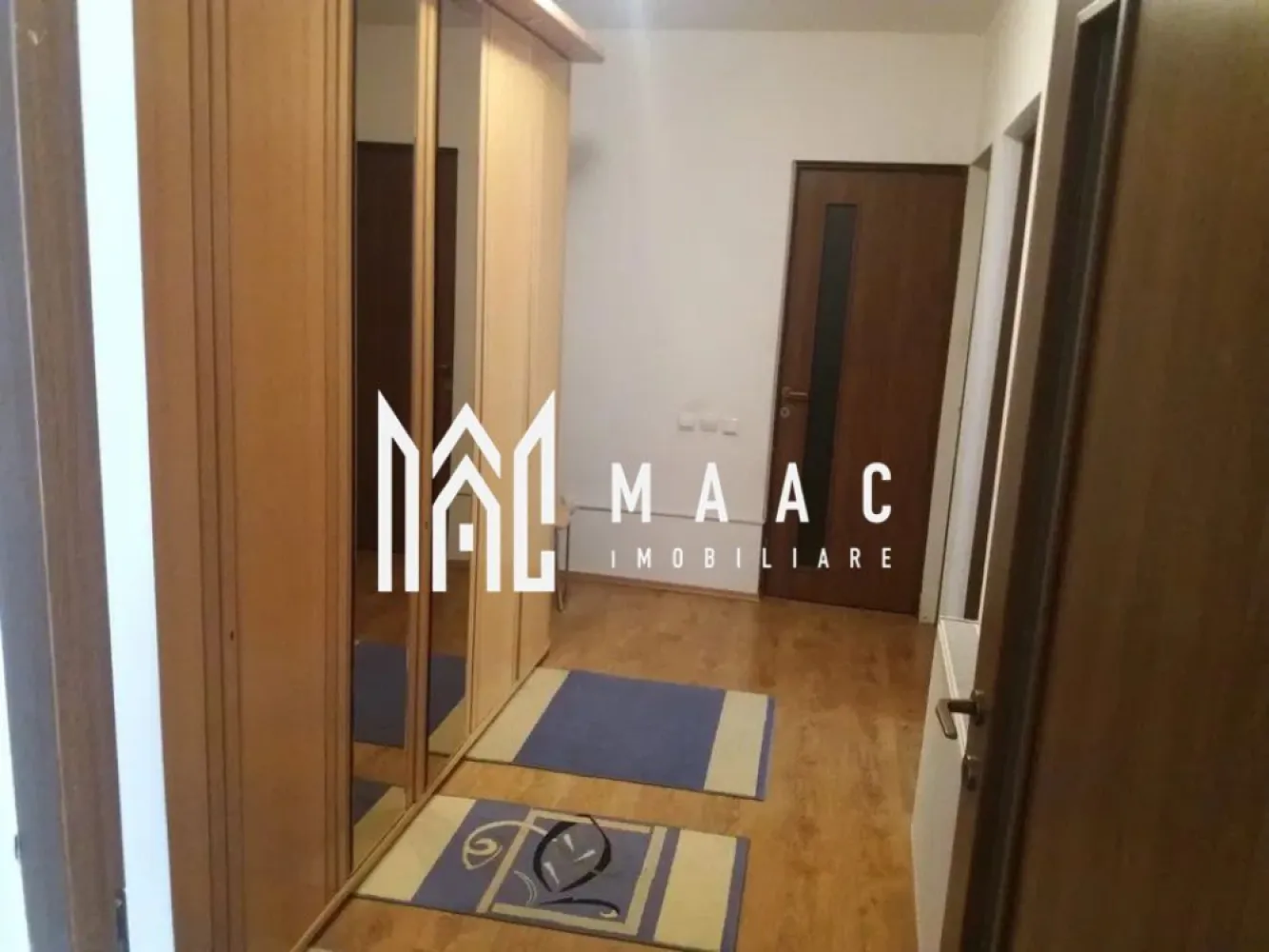 Apartament 3 camere la casa | Turnisor | Curte comuna - Apartament cu 3 Camere la Parter. Preț de Vânzare: 175.000 NEGOCIABIL Suprafață Utilă: 100 de mp Detalii Apartament: Anul Construcției: 2011, asigurând o structură solidă. Compartimentare: 3 Camere: Cu un design spațios și confortabil. 2 Dormitoare: Pentru odihnă și intimitate. 1 Bucătărie Deschisă: Ideală pentru întâlniri cu familia și prietenii. 1 Baie cu Cadă: Dotată cu facilități moderne pentru relaxare și răsfăț. 1 Balcon Micuț și Cochet: Un spațiu plăcut pentru a savura o ceașcă de cafea. Pivniță Inclusă: Spațiu suplimentar pentru depozitare sau proiecte personale. Acces Auto: Situat într-o zonă cu acces auto facil, curte comuna pentru confortul dvs. și al familiei. Complet Mobilat și Utilat: Apartamentul este pregătit pentru a vă oferi tot confortul de care aveți nevoie. Mobilier si echipamente incluse. Această proprietate reprezintă o oportunitate excelentă pentru cei care caută un apartament spațios și bine întreținut, potrivit pentru o familie sau pentru cei care doresc să se bucure de un stil de viață confortabil la parter. Pentru mai multe informații sau pentru a programa o vizionare, nu ezitați să ne contactați, specificand ID CP1777957 }}