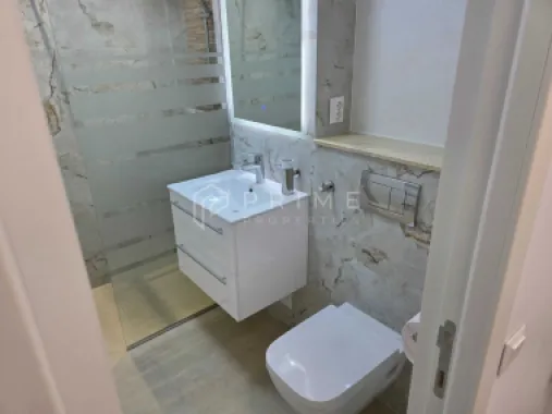 Apartament cu 1 cameră recent renovat | Tudor, Rămurele |
