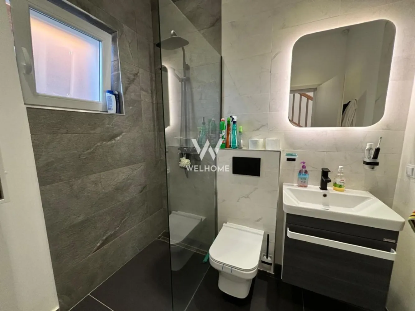 Cauti o Casa cu TEREN mare, GARAJ si PIVNITA?