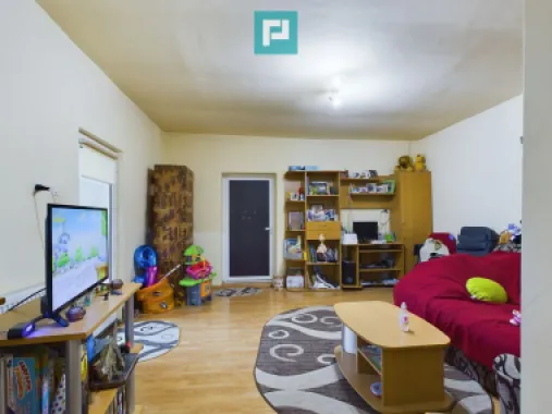 Casă cu 5 camere – Sântana centru, jud. Arad