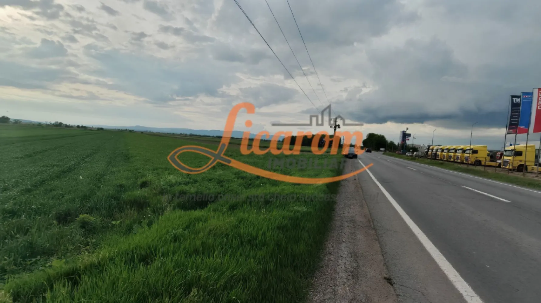 Teren Stupini Calea Feldioarei 11800 mp,25 euro/mp, front asfalt-DN13