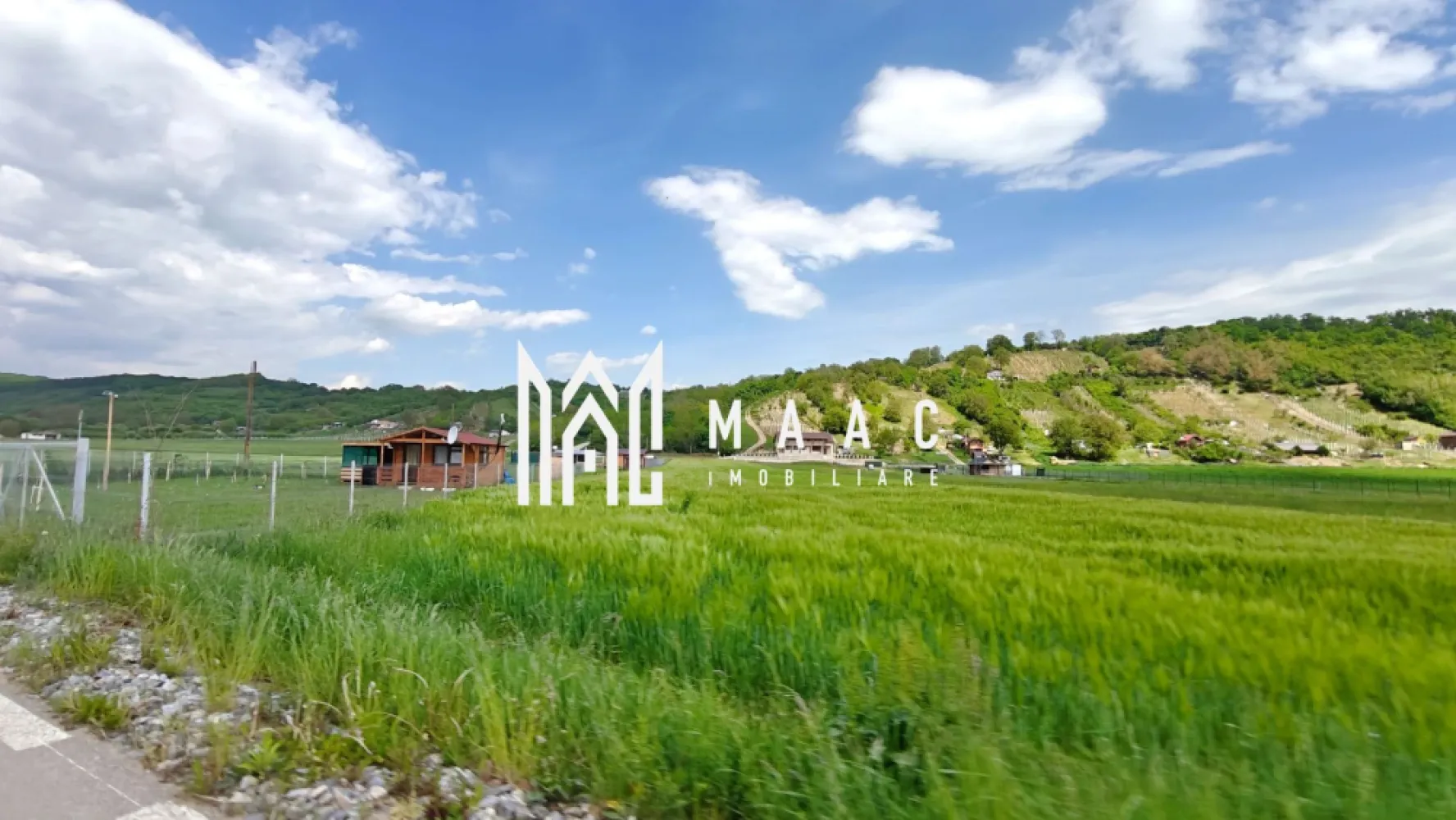 Teren extravilan I 736 mp I Zona Cabane- Cristian - MAAC Imobiliare propune spre achiziție parcele de teren cu suprafețe începând de la 600 mp, situate în zona Viile Cristianului.

Caracteristici ale terenurilor:

teren extravilan
formă regulată-35.7x 20.6 m
suprafețe între 600 și 750 mp
front stradal generos
drum de acces amenajat
zonă de cabane în dezvoltare continuă
vedere frumoasă către munți
posibilitate de racordare la energie electrică

Documente conforme, pregătite pentru vânzare.

Pentru detalii suplimentare, contactați MAAC Imobiliare și menționați ID CP3042092.