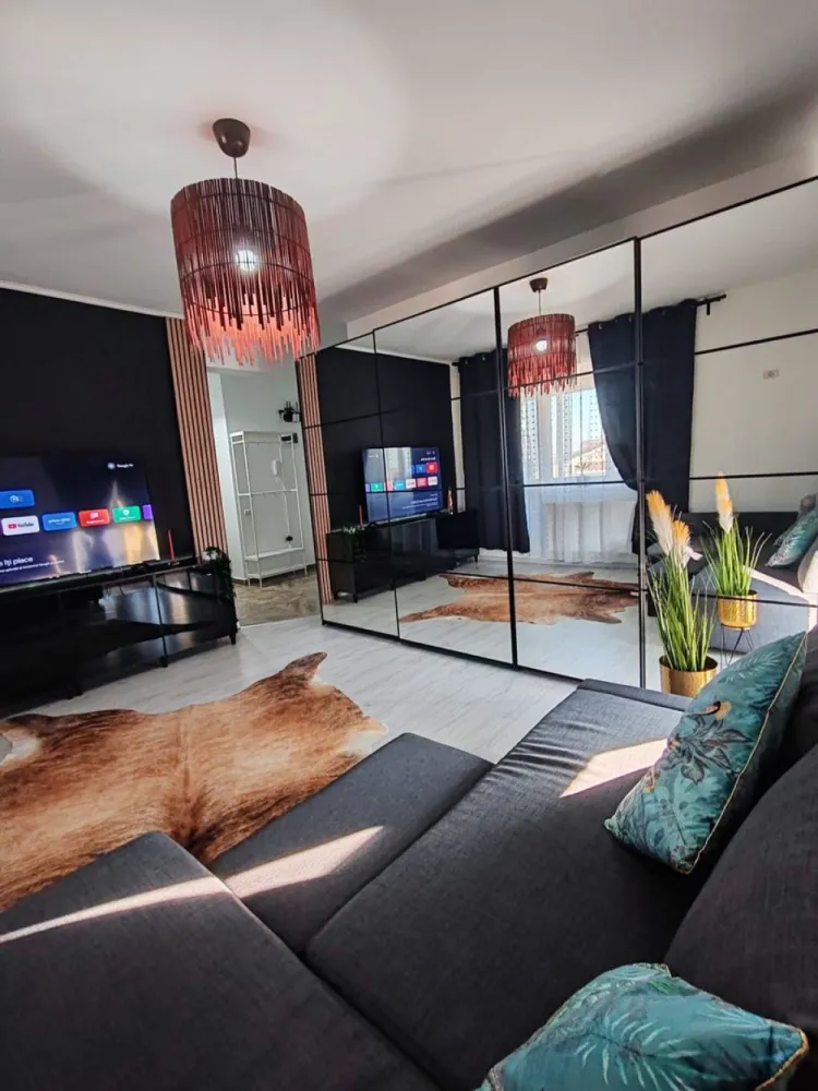 Ag BRASADAS vinde 3 Cam ULTRALUX NOU lângă Metrou. - Agenția BRASADAS vinde apartament LUX cu 3 camere an 2024 situat in cartierul rezidențial ROTAR PARK. Mobila Mobexpert de calitate modern. Finisaje PREMIUM, electrocasnice de ultimă generaţie, inclusiv masina de spalat vase, totul NOU. Foarte SPATIOS, LUMINOS decomandat, etaj 3 la 7 minute de Metrou. Merita vazut.
Pentru detalii va rugam sa sunați direct la numărul 0743598462.