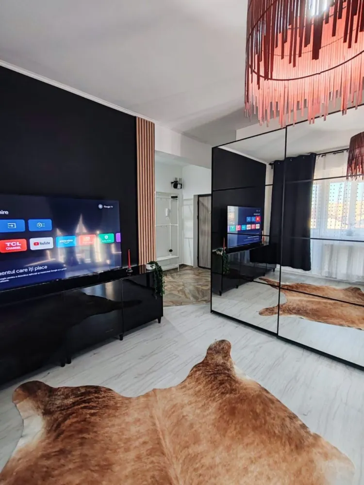 Ag BRASADAS vinde 3 Cam ULTRALUX NOU lângă Metrou. - Agenția BRASADAS vinde apartament LUX cu 3 camere an 2024 situat in cartierul rezidențial ROTAR PARK. Mobila Mobexpert de calitate modern. Finisaje PREMIUM, electrocasnice de ultimă generaţie, inclusiv masina de spalat vase, totul NOU. Foarte SPATIOS, LUMINOS decomandat, etaj 3 la 7 minute de Metrou. Merita vazut.
Pentru detalii va rugam sa sunați direct la numărul 0743598462.