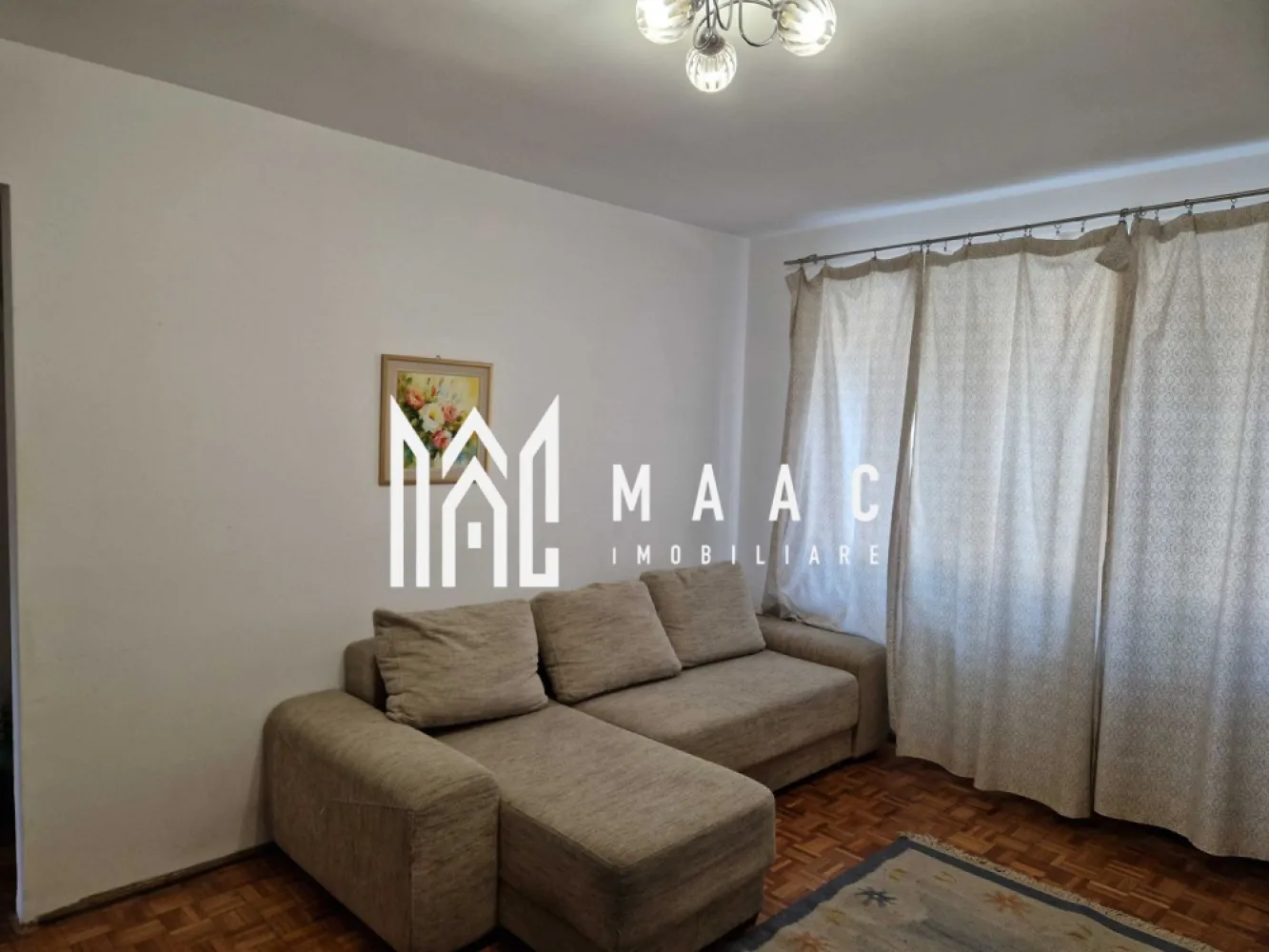 Apartament 3 camere | Parter | 70 MPU | Cedonia - MAAC Imobiliare vă propune spre închiriere un apartament complet utilat, situat în zona Cedonia, o zonă bine conectată și apreciată din Sibiu. Detalii apartament: Apartament dotat cu toate cele necesare pentru locuire Spațiu funcțional, potrivit pentru închiriere pe termen lung Avantaje locație – Cedonia: Aproape de școli Magazine și servicii în imediata apropiere: Trans Agape, Profi, farmacie, dispensar Stație de autobuz și stație de taxi la distanță mică Zonă bine deservită de transportul public Condiții: Se acceptă animale de companie – pisici Pentru mai multe detalii sau programarea unei vizionări, nu ezitați să ne contactați specificand ID: CP2872190 }}