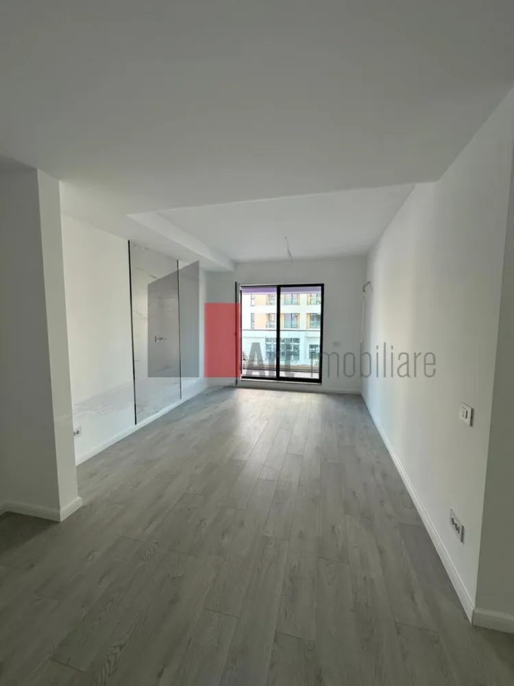Garsoniera Complex Novum Viilor - Va prezenta spre vanzare o garsoniera situata in ansamblul Novum Viilor
Suprafață totală de 41,9 mp din care logia este de 4,7 mp.
Garsoniera nu a fost niciodată locuită, are incălzire in pardoseala cu centrala proprie Imergas.

Prețul include TVA și poate fi deductibil

Se poate achiziționa loc de parcare separat