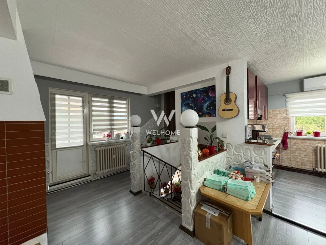 Casa tip duplex - 4 camere, balcon si curte proprie - Zona Lazaret