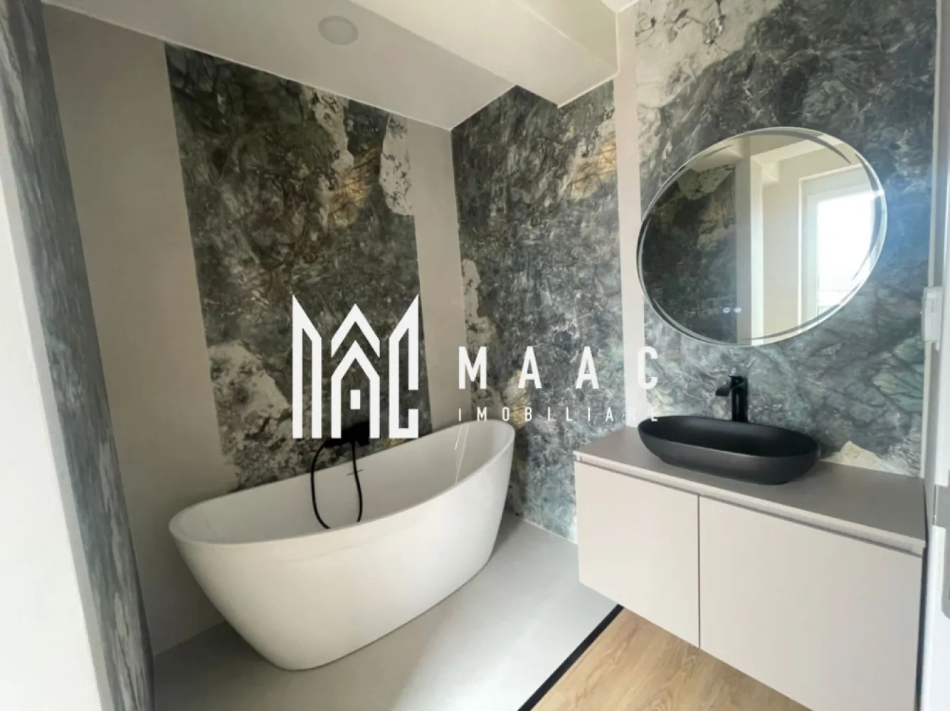 Penthouse de inchiriat | 120 mp | zona Lazaret