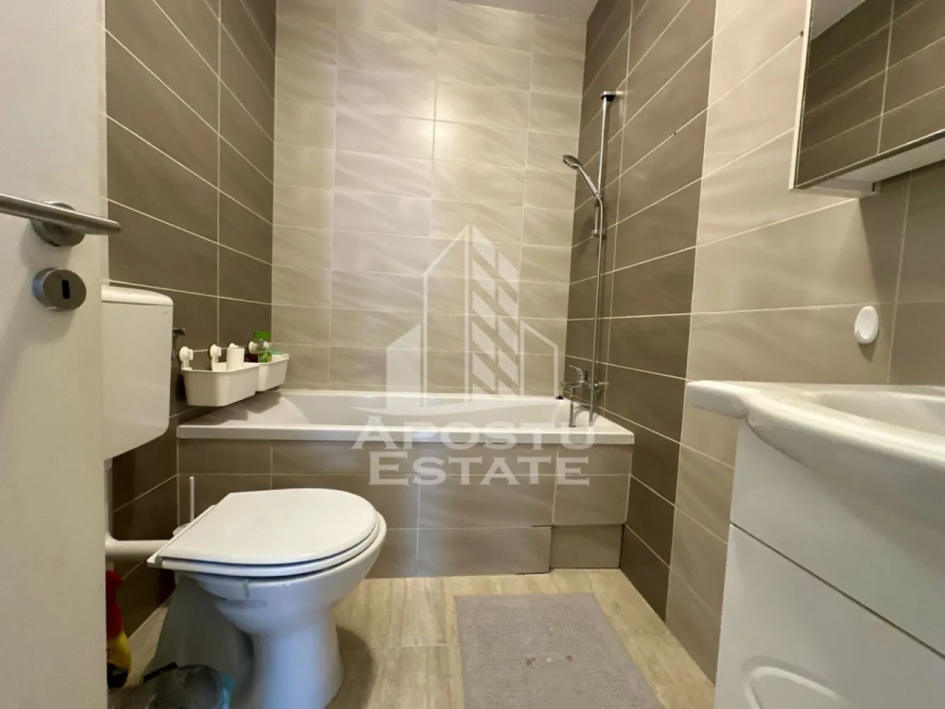 Apartament cu 2 camere de vanzare, bloc nou, zona Soarelui, Timisoara