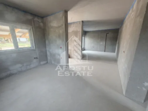 Casă de vânzare în Iecea Mică, de finalizat după propriul gust