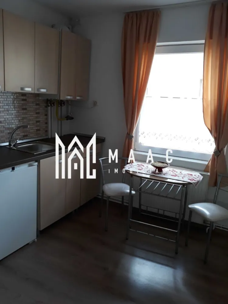 Apartament la casa 1 camera | 40 MPU | Parter | Terezian - MAAC Imobiliare vă propune spre închiriere un apartament la casă, situat în zona Terezian din Sibiu, într-o zonă liniștită și aproape de centrul orașului.

Locuința oferă confort și intimitate, fiind ideală pentru o persoană sau un cuplu.

Detalii proprietate
Suprafață utilă: 40 mp
Apartament la casă
Intrare separată
Compartimentare:
hol de acces
cameră
bucătărie separată
baie
Avantaje și dotări
Disponibil imediat
Bucătărie separată
Mobilat și utilat
Zonă liniștită
Spațiu ușor de întreținut
Acces facil către punctele de interes ale orașului
Avantaje locație
Zona Terezian – Sibiu
Aproape de:
centru
magazine
stații de autobuz
parc
farmacii și supermarketuri
Potrivit pentru

 persoană singură
 cuplu
 chirie pe termen lung

Pentru mai multe informații sau pentru a programa o vizionare, nu ezitați să ne contactați, specificand ID: CP3105665