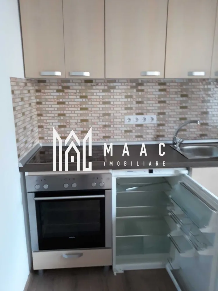 Apartament la casa 1 camera | 40 MPU | Parter | Terezian - MAAC Imobiliare vă propune spre închiriere un apartament la casă, situat în zona Terezian din Sibiu, într-o zonă liniștită și aproape de centrul orașului.

Locuința oferă confort și intimitate, fiind ideală pentru o persoană sau un cuplu.

Detalii proprietate
Suprafață utilă: 40 mp
Apartament la casă
Intrare separată
Compartimentare:
hol de acces
cameră
bucătărie separată
baie
Avantaje și dotări
Disponibil imediat
Bucătărie separată
Mobilat și utilat
Zonă liniștită
Spațiu ușor de întreținut
Acces facil către punctele de interes ale orașului
Avantaje locație
Zona Terezian – Sibiu
Aproape de:
centru
magazine
stații de autobuz
parc
farmacii și supermarketuri
Potrivit pentru

 persoană singură
 cuplu
 chirie pe termen lung

Pentru mai multe informații sau pentru a programa o vizionare, nu ezitați să ne contactați, specificand ID: CP3105665