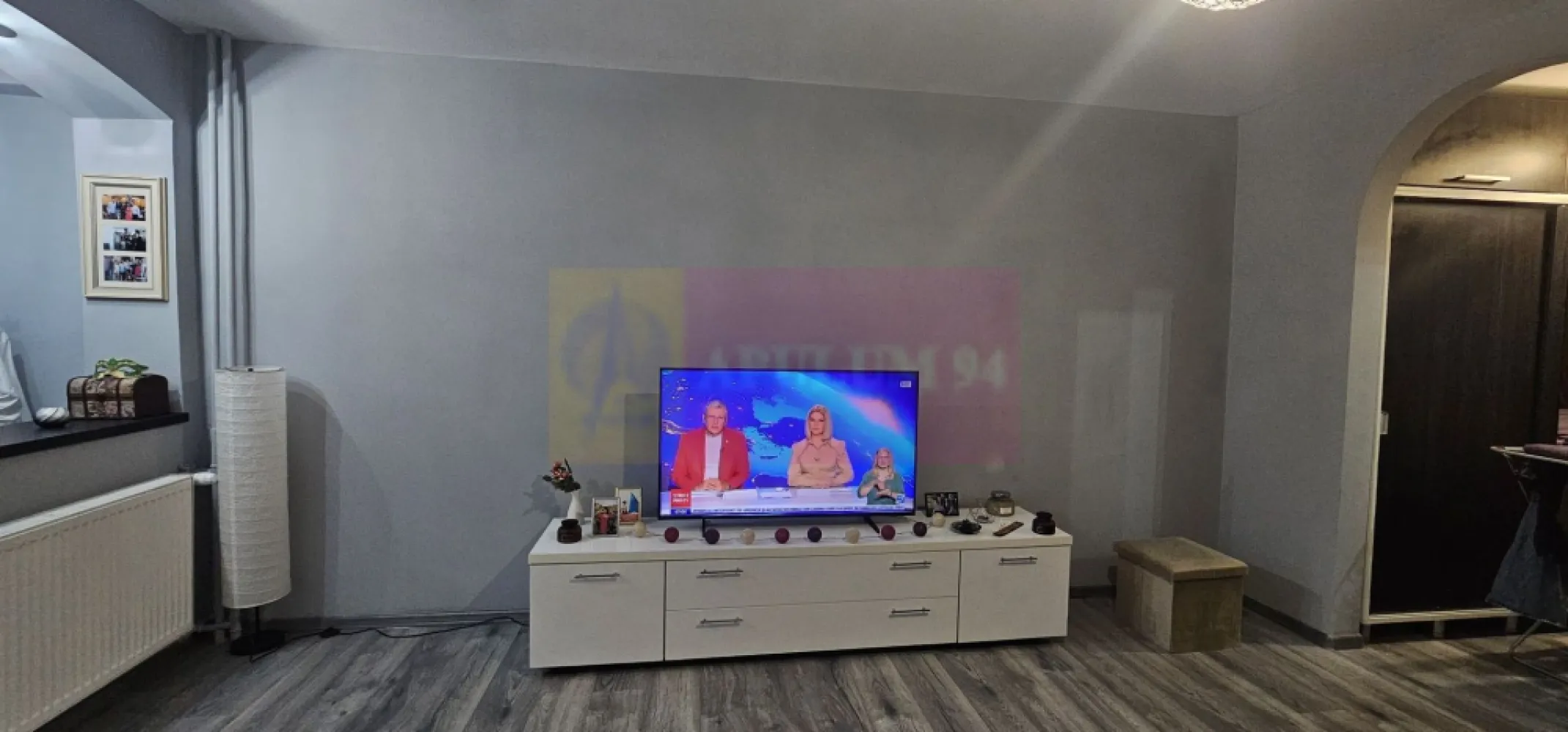 Garsoniera de vanzare Brancoveanu/Izvorul rece - Agentia Imobiliara Apulum 94
Ofear spre vanzare o garsoniera de 30 mp, zona bulevardul Brancoveanu/Izvorul Rece, bloc reabilitat,reconditionata electrocasnice noi, achizitionate 2025. Etaj 8/10. 
 Se ofera si loc de parcare. 
Acces rapid stb, 10 min de metrou.