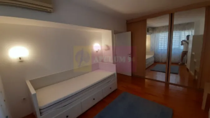Apartament 3 Camere Piața Romană lângă Metrou