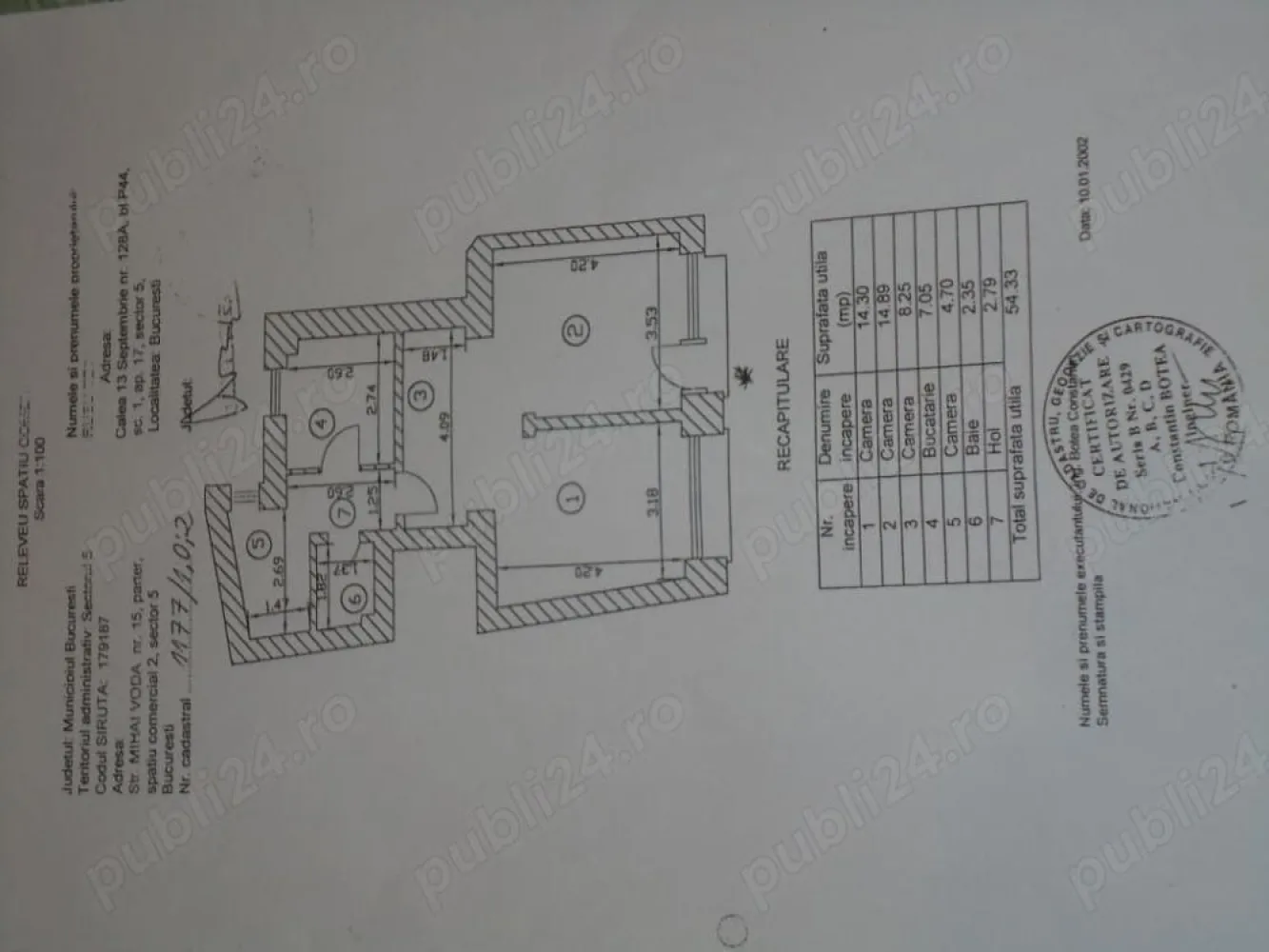 Inchiriez spatiu comercial ultracentral - Închiriez spațiu ultracentral adiacent Calea Victoriei, suprafață 56 mp, deschidere stradală 6m, grup sanitar, bucătărie, necesita amenajare, toate utilitatile, centrala proprie, pretabil farmacie, cafenea, fast food, zona cu vad comercial. Măi multe detalii la telefon