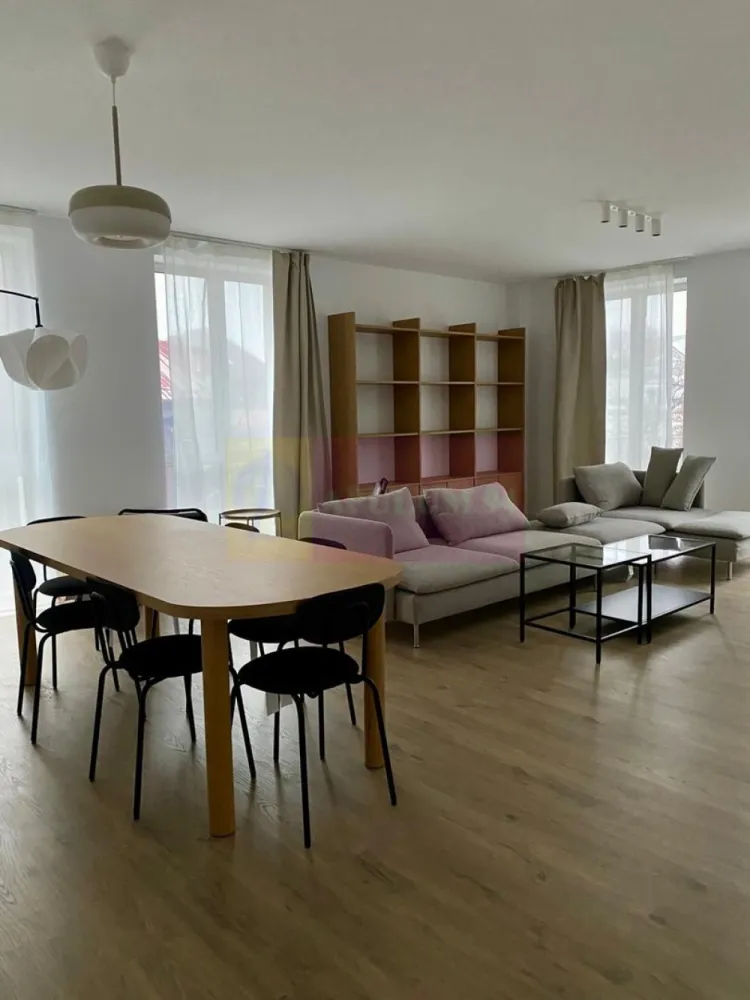 Apartament 3 Camere | OFERTA SPECIALA | Cartierul Armenesc - Un proiect rezidențial boutique UNIC si impresionant, structurat pe S+P+2+3R, oferind doar 13 apartamente unice și 24 de locuri de parcare subterane.
Proiectul include o selecție diversă de apartamente cu 3 și 4 camere. Fiecare apartament beneficiază de balcoane spațioase, iar locuințele de la parter oferă grădini private generoase.
Apartamentul dispune de 3 camere, decomandate, luminoase,i si o terasa de 5.5mp. Etaj 2/3.
Chirie lunara 1650 euro + TVA. ( OFERTA SPECIALA - timp limitat )
2 locuri parcare/ apartament. 150 euro + TVA , lunar per loc parcare.
Pentru mai multe detalii si programarea unei vizionari, contactati-ne !

apulum94@apulum94.ro
adrian@apulum94.ro
Whatsapp 0733683453

Apulum94 presents an exceptional boutique residential project with a S+P+2+3R structure, featuring 13 unique apartments and 24 underground parking spaces. The diverse selection of 3 and 4-room apartments boasts large windows that flood the spacious, well-designed interiors with natural light. Each unit includes generous balconies, while ground floor apartments offer expansive private gardens, creating a tranquil oasis in the city center.