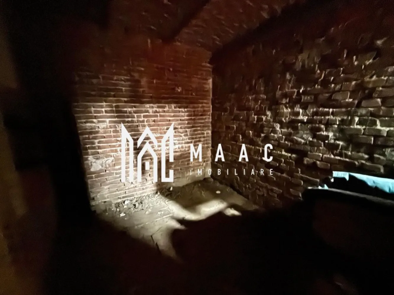 Apartament 4 camere | Etaj 1 | Curte comuna | 114 MPU | Ultracentral