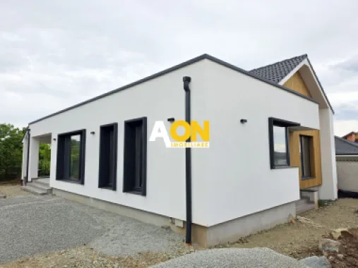 Casă 4 camere, 375 mp teren, predare la cheie, zona Valea Popii