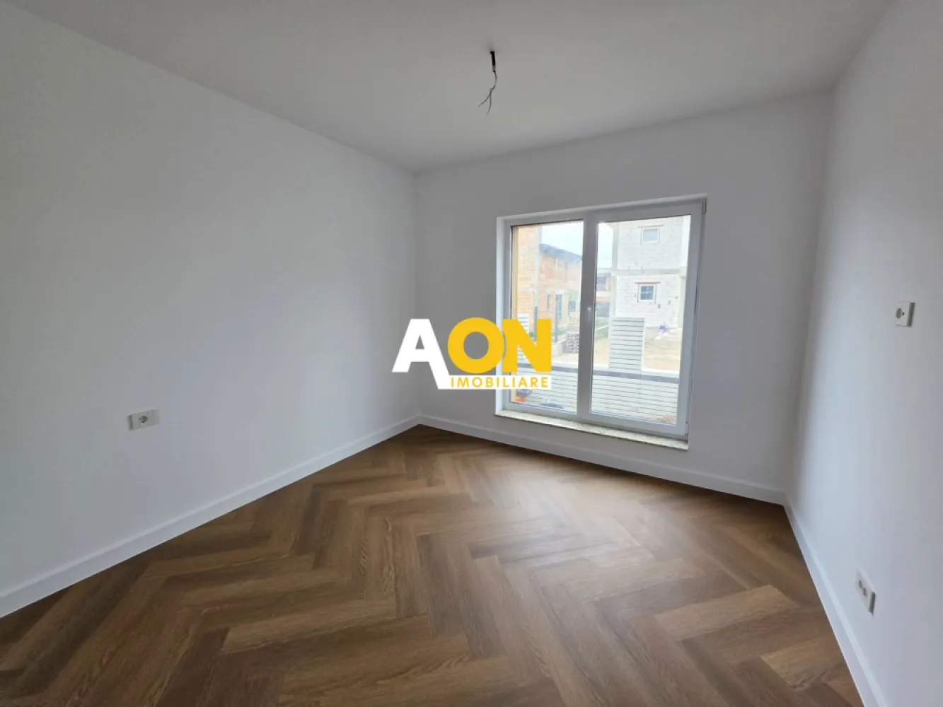 Casă 4 camere, 375 mp teren, predare la cheie, zona Valea Popii