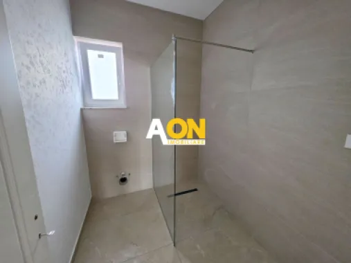 Casă 4 camere, 375 mp teren, predare la cheie, zona Valea Popii