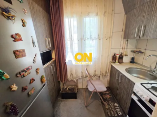 Apartament cu 2 camere, etaj 1, mobilat, utilat, Cetate - Kaufland