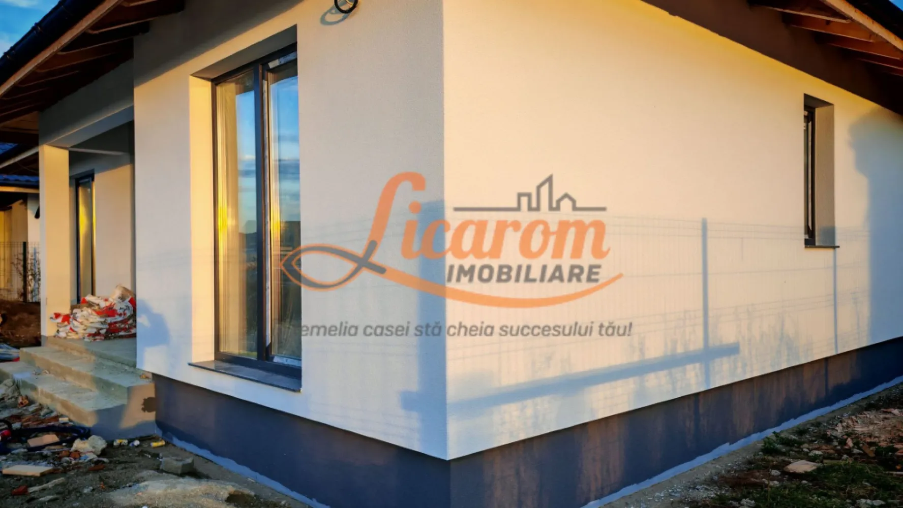 Casa la cheie in CRISTIAN pe Parter, zona de vile,250.000 euro - Licarom Imobiliare va propune spre vanzare o casa "La cheie" constructie 2025 -2026 ,in localitatea Cristian . 
Casa este desfasurata doar pe PARTER si este compusa din hol la intrare,baie de serviciu , trei dormitoare si living deschis cu bucataria si o terasa.
Imobilul se preda la cheie putandu-se personaliza dupa placul personal la faza de detalii / finisaje de interior. 
Instalatia de incalzire este realizata prin pardosela.
Casa se preda racordata la toate utilitatile:gaz,curent,apa si canalizare.

Pretul este de 250000 euro (TVA inclus).
Pentru programare vizionari sau detalii,nu ezitati sa ne contactati la telefon 0741059397 .Consultant Imobiliar Calin si 0723985424 Consultant Imobiliar Liliana