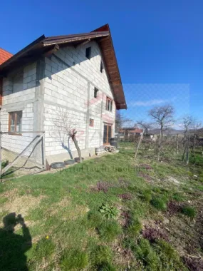 Casa de Vanzare Tigveni Arges