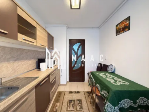 Apartament 2 camere | Etaj 3 | Balcon | Zona Centrala