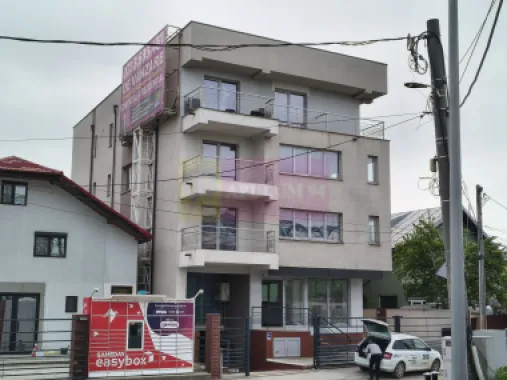 Clădire cu folosință mixtă (comercial și rezidențial)