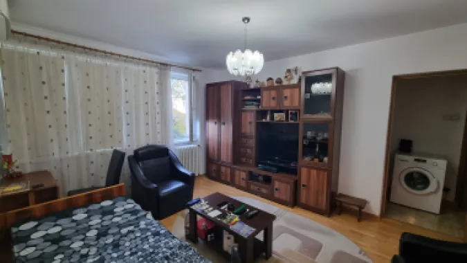 Apartament 3 camere Stefan cel Mare