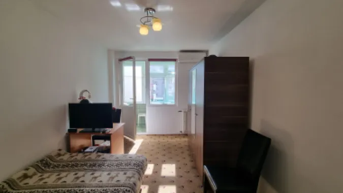 Apartament 3 camere Stefan cel Mare