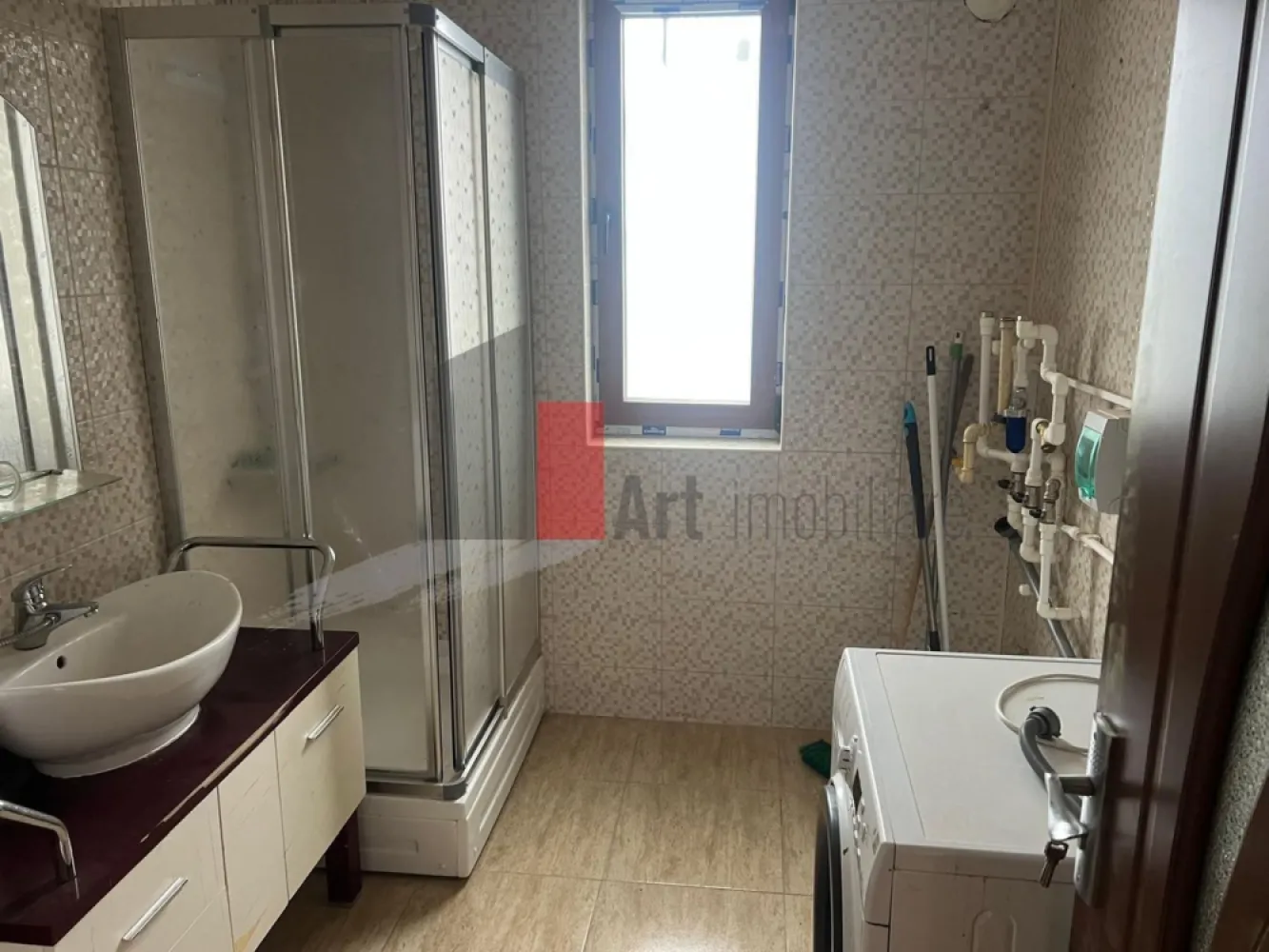 CASA CU TEREN DE 5000MP - JUDET GIURGIU 30KM DE BUCURESTI