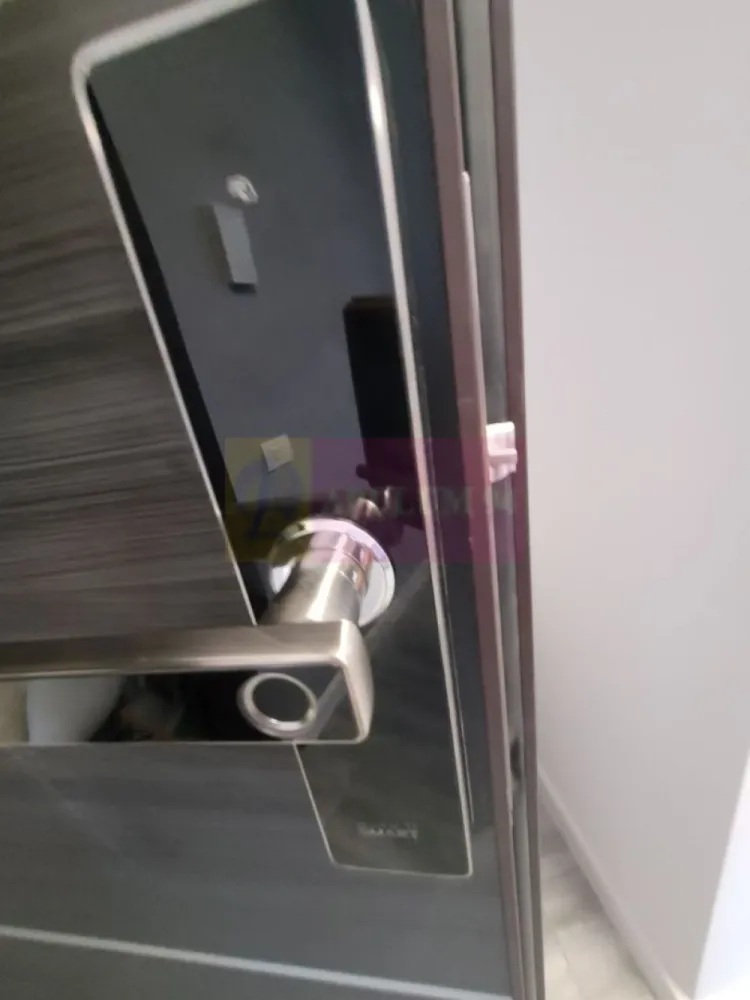 Apartament in prima linie parter cu vedere la mare.