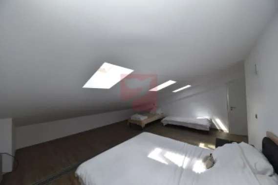 2 in 1, apartamente de 2 si de 4 camere, parcari, Silver Mountain