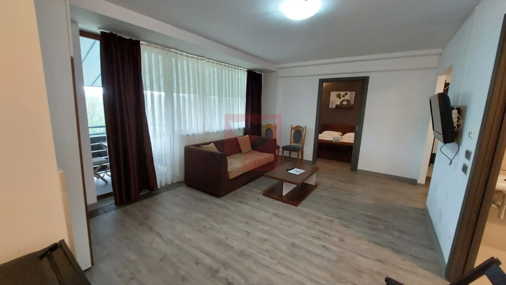 2 in 1, apartamente de 2 si de 4 camere, parcari, Silver Mountain