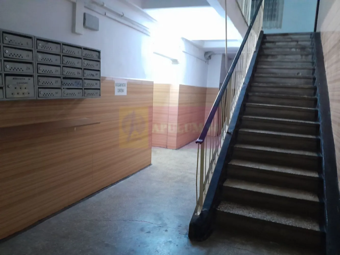 Inchiriere 2 cam Valea lunga - 400 eur - Compania imobiliara Apulum94 are placerea sa va aduca in atentie pentru inchiriere, un apartament cu 2 camere, aflat pe strada Valea Lunga (intre statiile de metrou Pacii si Gorjului).

Este disponibil imediat! Dotat cu toate cele necesare. Nu este incl;us loc parcare.

Din pacate proprietarul nu accepta animale de companie si straini !

Inchiriere pe termen lung. 

Pentru informatii suplimentare sau vizionari, astept sa ma contactati.

Aurelian Popescu
0733.683.456
Apulum94 - Un partener de cursa lunga!