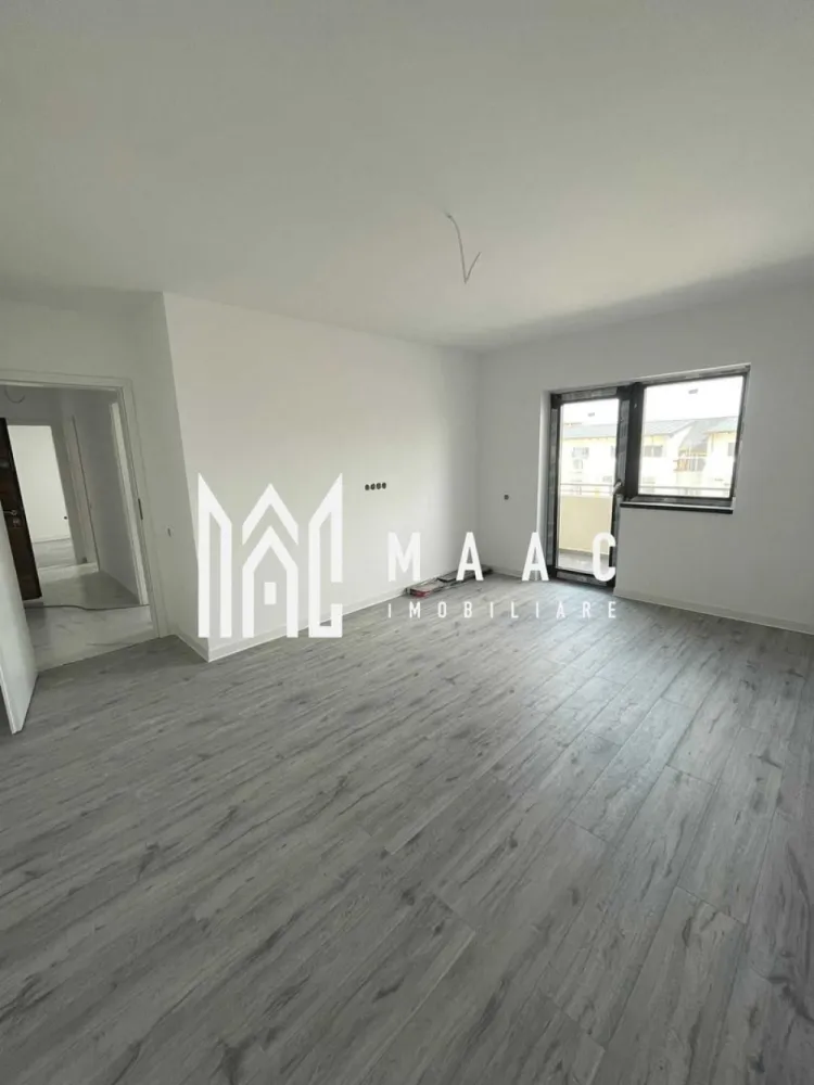 Apartament 2 camere | Finisat | Zona Doamna Stanca - MAAC Imobiliare vă propune spre vânzare un apartament cu 2 camere, situat într-un imobil nou, aflat pe strada Doamna Stanca, într-o zonă în plină dezvoltare. Suprafață utilă: 49mp Balcon Etaj: 6 Loc de parcare suprateran inclus Compartimentare eficientă: Living cu bucătărie open-space Dormitor Baie Balcon Stadiu de predare – LA CHEIE Încălzire în pardoseală Centrală termică proprie Termen de predare: Aprilie 2026 Apartamentul este ideal atât pentru locuință proprie, cât și pentru investiție. Pentru mai multe informatii specificati ca ati vazut anuntul cu ID: CP2875835 }}