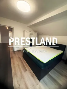 Apartament la casa, zona Șura Mare !!