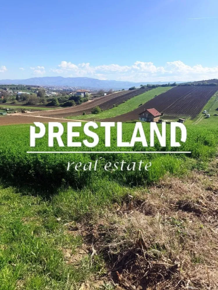 Teren intravilan de constructie casă !! - Teren intravilan de constructie casă cu regim de înaltime S(D)+P+1E(M) situat in comuna Șura Mare, cu utilității (apa, canal) situate la proximitatea parcelei de 840 mp(36.50 / 20.62 ml).

Oferim clienților următoarele servicii:
- consultanta obținere credite bancare;
- servicii notariat;
- servicii de topografie(schiță, releveu);
- certificate energetice imobile;
- asigurări;
- servicii de evaluare;
- consultanta juridica;
