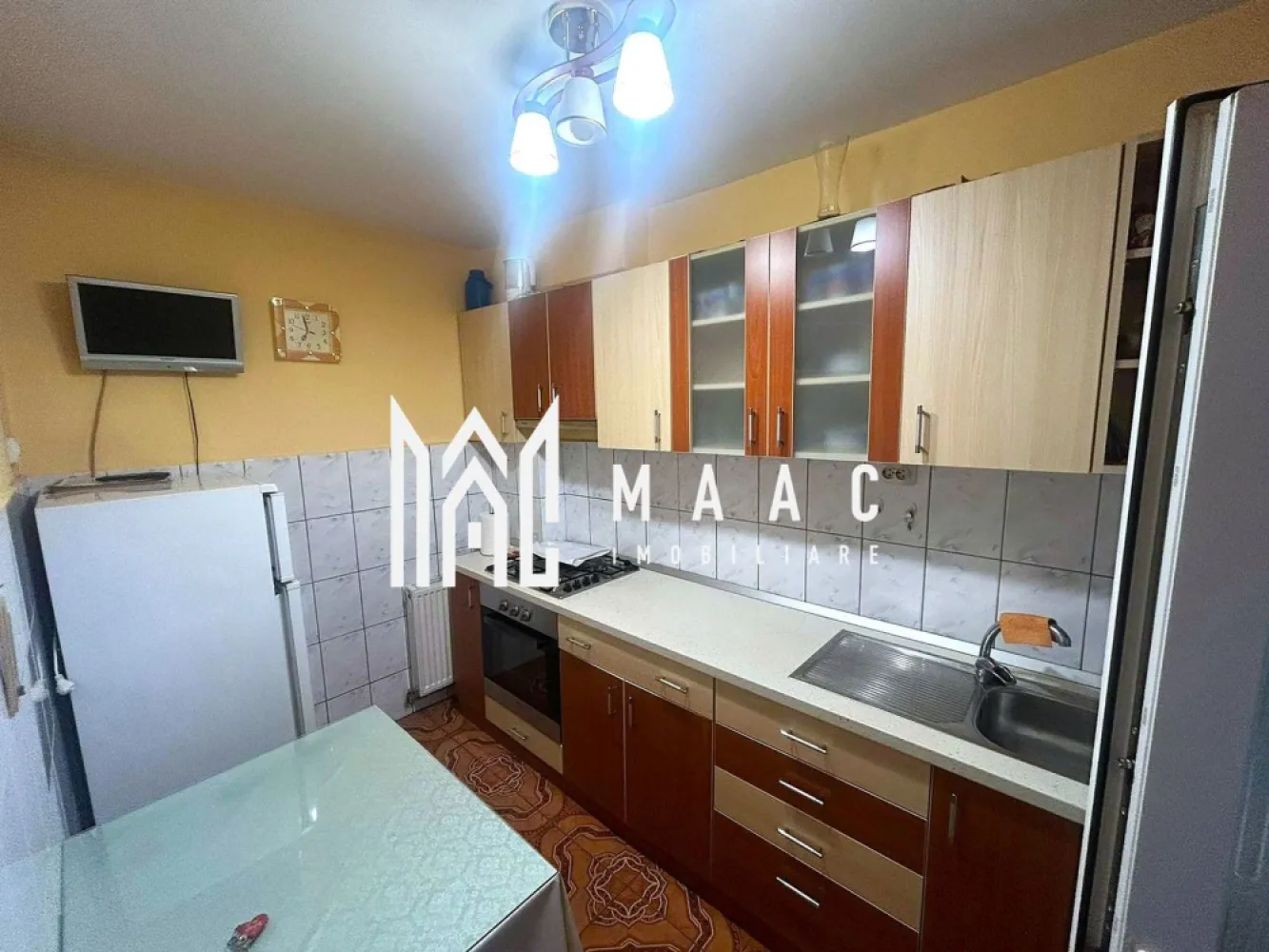 Apartament 2 camere | Ultracentral | Etaj 1 | Pivniță | Ultracentral