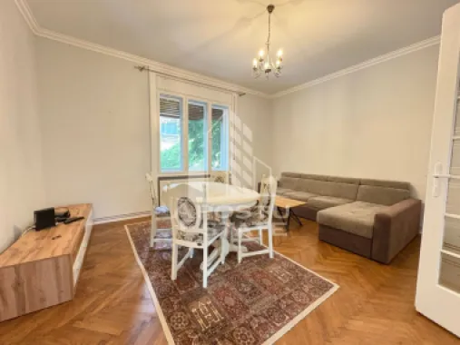Apartament 3 camere, etaj 1, renovat in Timisoara zona Balcescu.