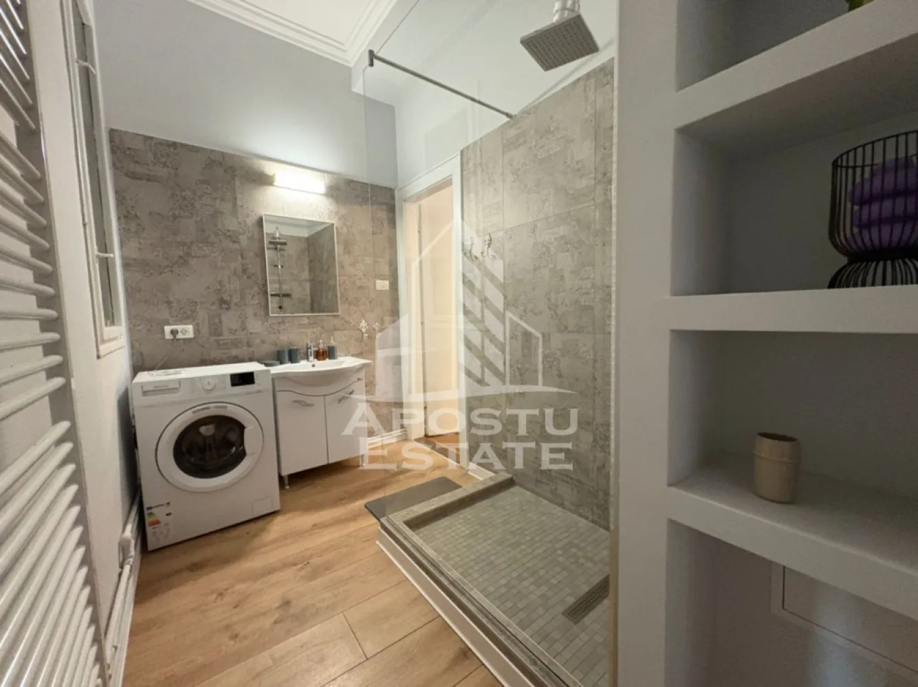 Apartament 3 camere, etaj 1, renovat in Timisoara zona Balcescu.
