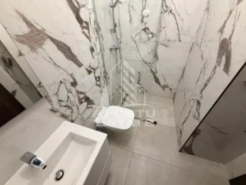 Apartament 3 camere, de inchiriat, Liviu Rebreanu, 2 bai, Parcare