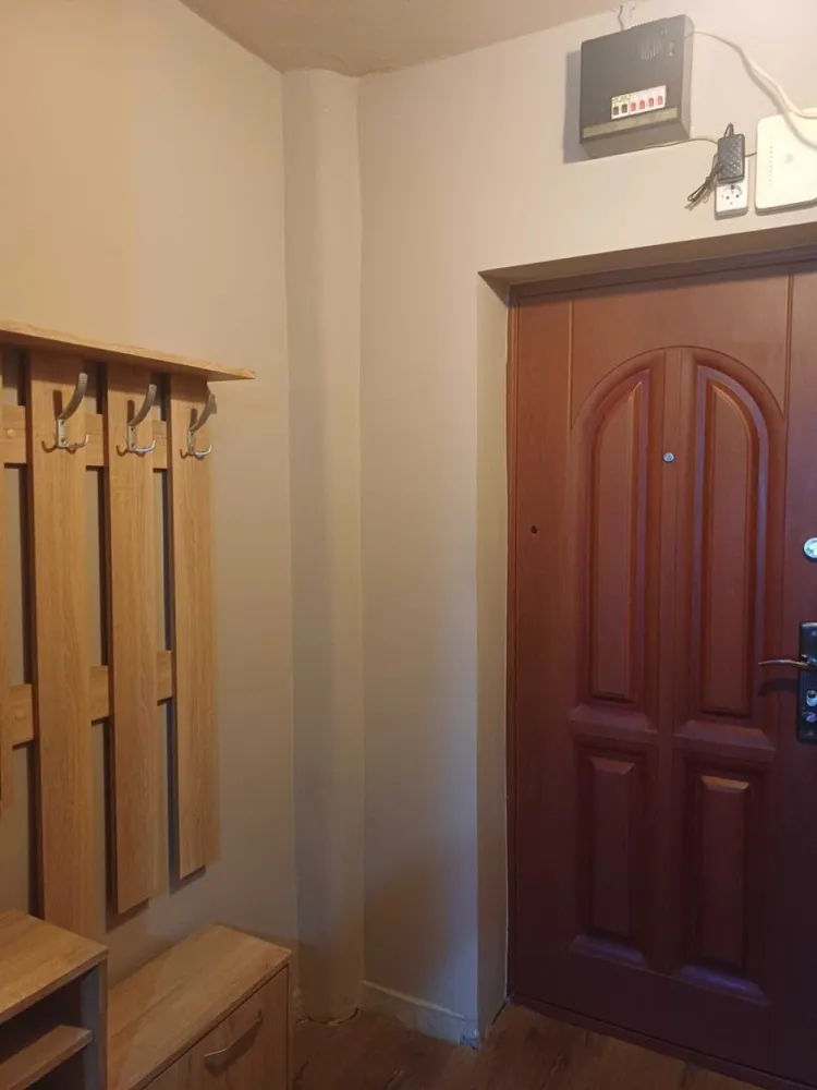 BRASADAS vinde garsoniera etaj 2/4 pe Ostrovului. - Agenția imobiliara BRASADAS vinde garsoniera pe Ostrovului.
Mobilat, utilat, incalzire convector gaz, apa calda boiler, digi.
Www.brasadas.com.