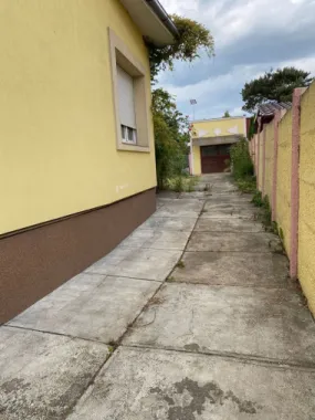 BRASADAS vinde casa cu 3 cam teren 17 ari zona Titulescu.