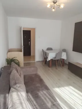 BRASADAS vinde ap 2 cam etaj 7/10 la Burdea