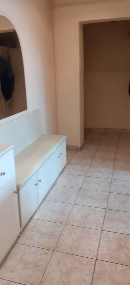 BRASADAS vinde ap 2 cam etaj 2/8 Careiului. - Agenția imobiliara BRASADAS vinde apartament 2 camere str. Careiului semidecomandat,finisat,o baie hol ,bucătărie cu spais,un balcon.Imobilul se vinde mobilat.Etajul 2 din bloc cu 8 etaje cu lift.Bloc izolat.
Apartament are o suprafață de 73 mp.
Www.brasadas.com.
