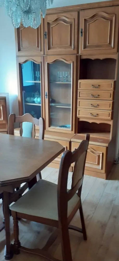 BRASADAS vinde ap 2 cam etaj 2/8 Careiului. - Agenția imobiliara BRASADAS vinde apartament 2 camere str. Careiului semidecomandat,finisat,o baie hol ,bucătărie cu spais,un balcon.Imobilul se vinde mobilat.Etajul 2 din bloc cu 8 etaje cu lift.Bloc izolat.
Apartament are o suprafață de 73 mp.
Www.brasadas.com.