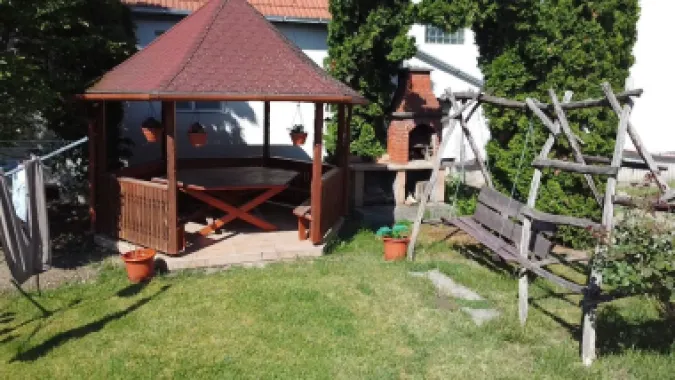 Oportunitate rara: Casa zona Titulescu cu teren generos 37.48 Ar